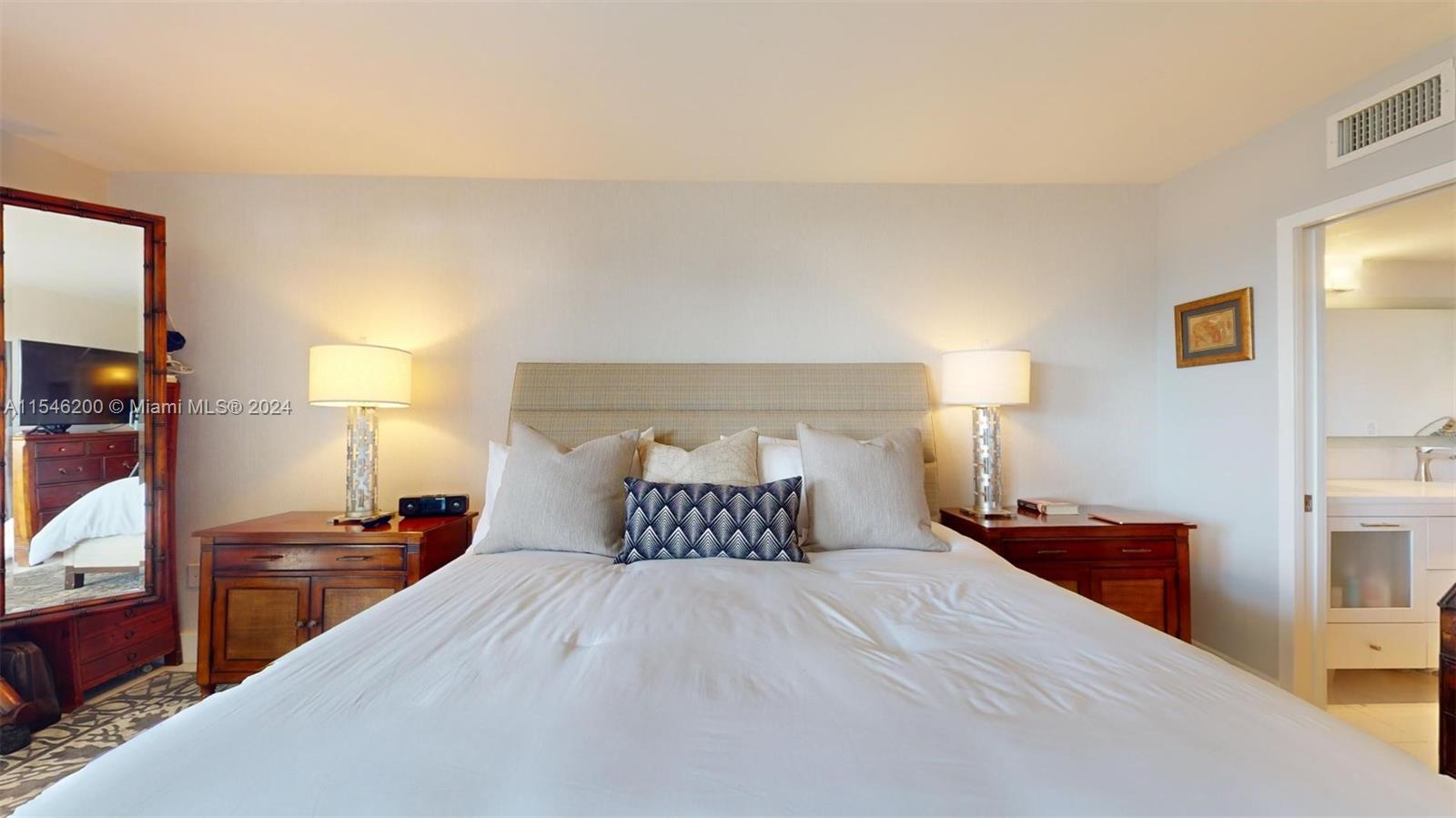 3625 N Country Club Dr 2606, Aventura, Florida 33180, 2 Bedrooms Bedrooms, ,2 BathroomsBathrooms,Residential,For Sale,3625 N Country Club Dr 2606,A11546200