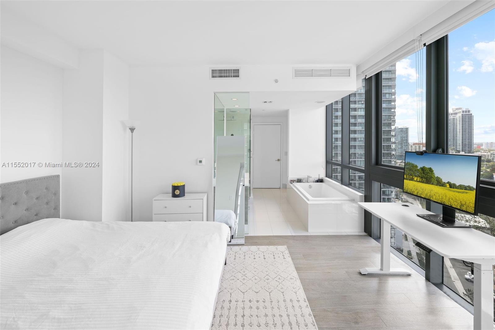 650 NE 32nd St 1708, Miami, Florida 33137, 1 Bedroom Bedrooms, ,1 BathroomBathrooms,Residential,For Sale,650 NE 32nd St 1708,A11552017