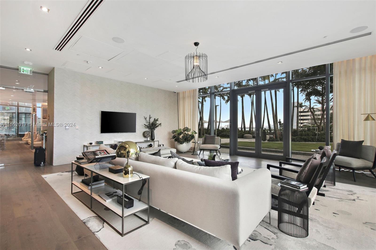 650 NE 32nd St 1708, Miami, Florida 33137, 1 Bedroom Bedrooms, ,1 BathroomBathrooms,Residential,For Sale,650 NE 32nd St 1708,A11552017