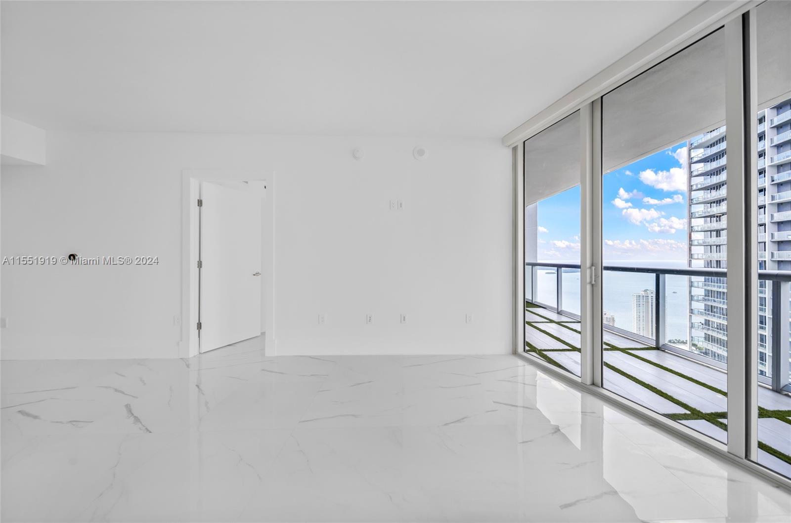 475 Brickell Ave 4811, Miami, Florida 33131, 1 Bedroom Bedrooms, ,1 BathroomBathrooms,Residential,For Sale,475 Brickell Ave 4811,A11551919