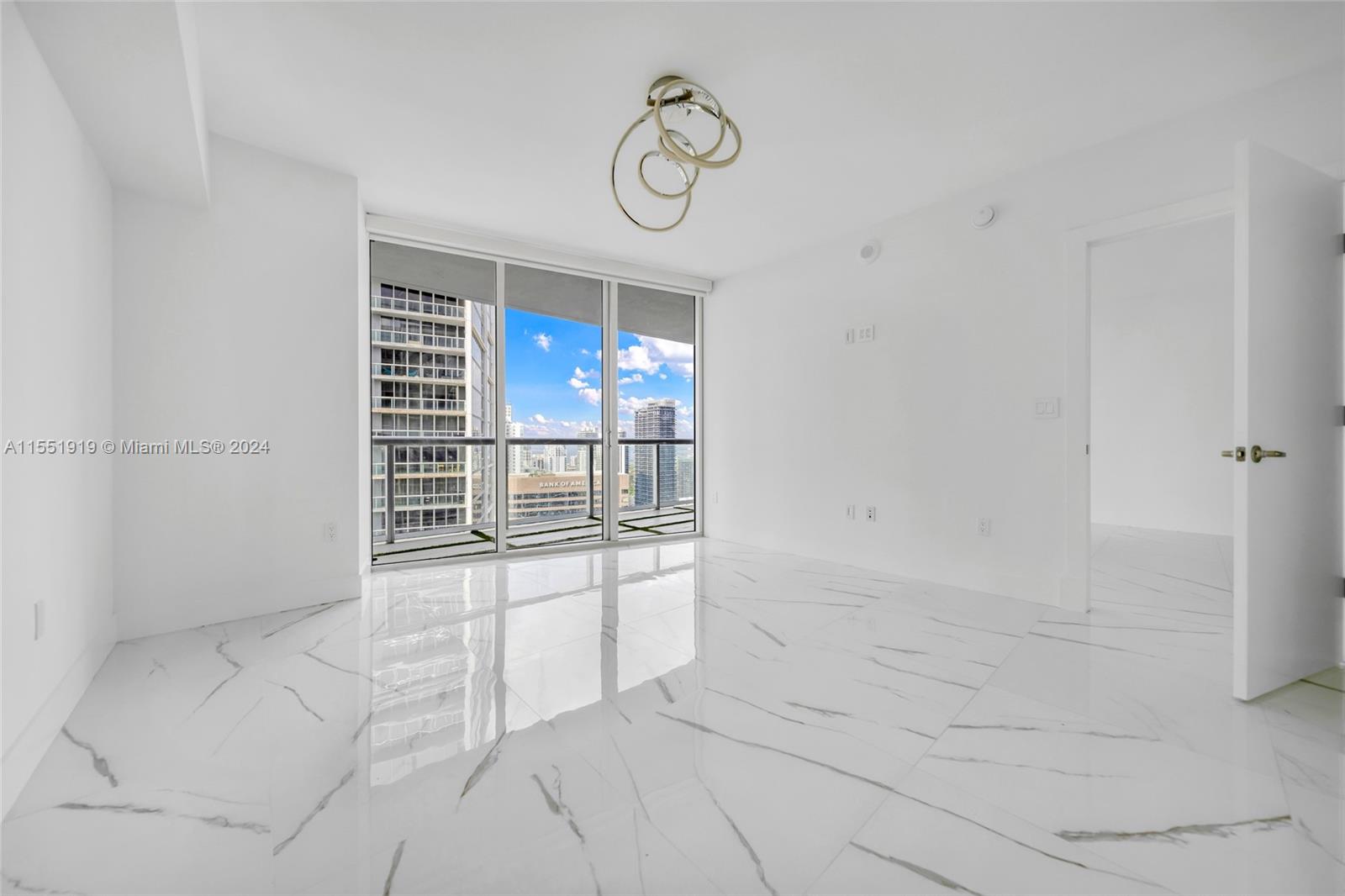 475 Brickell Ave 4811, Miami, Florida 33131, 1 Bedroom Bedrooms, ,1 BathroomBathrooms,Residential,For Sale,475 Brickell Ave 4811,A11551919
