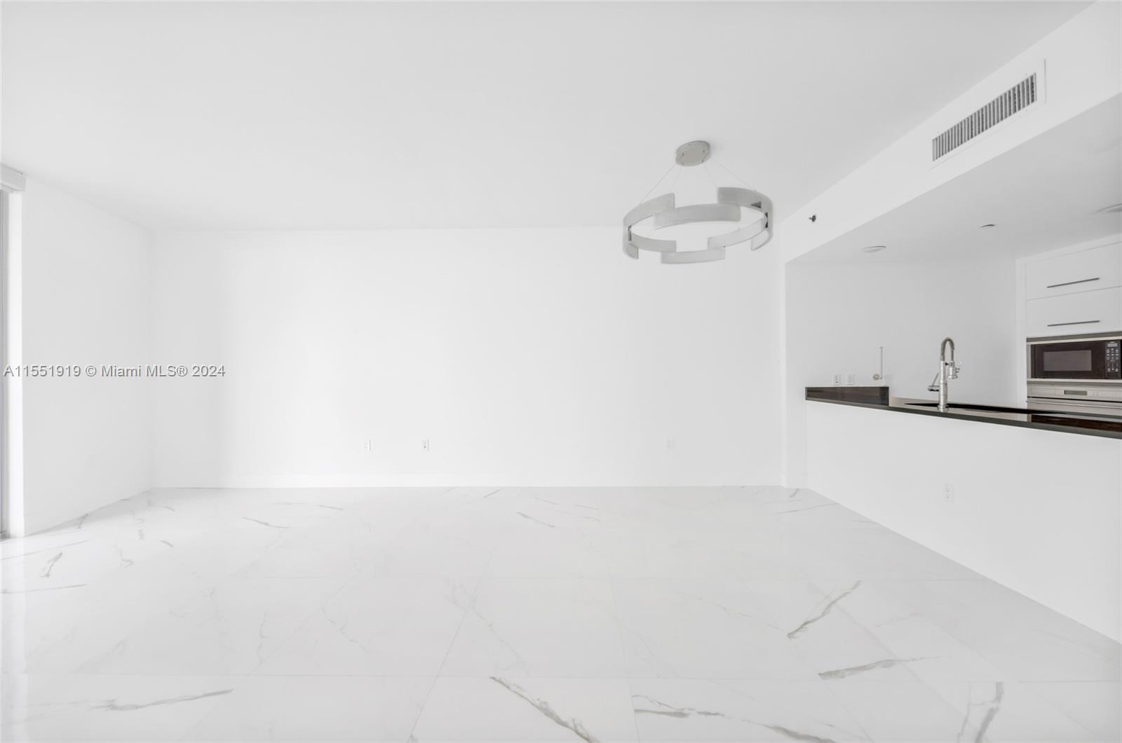 475 Brickell Ave 4811, Miami, Florida 33131, 1 Bedroom Bedrooms, ,1 BathroomBathrooms,Residential,For Sale,475 Brickell Ave 4811,A11551919