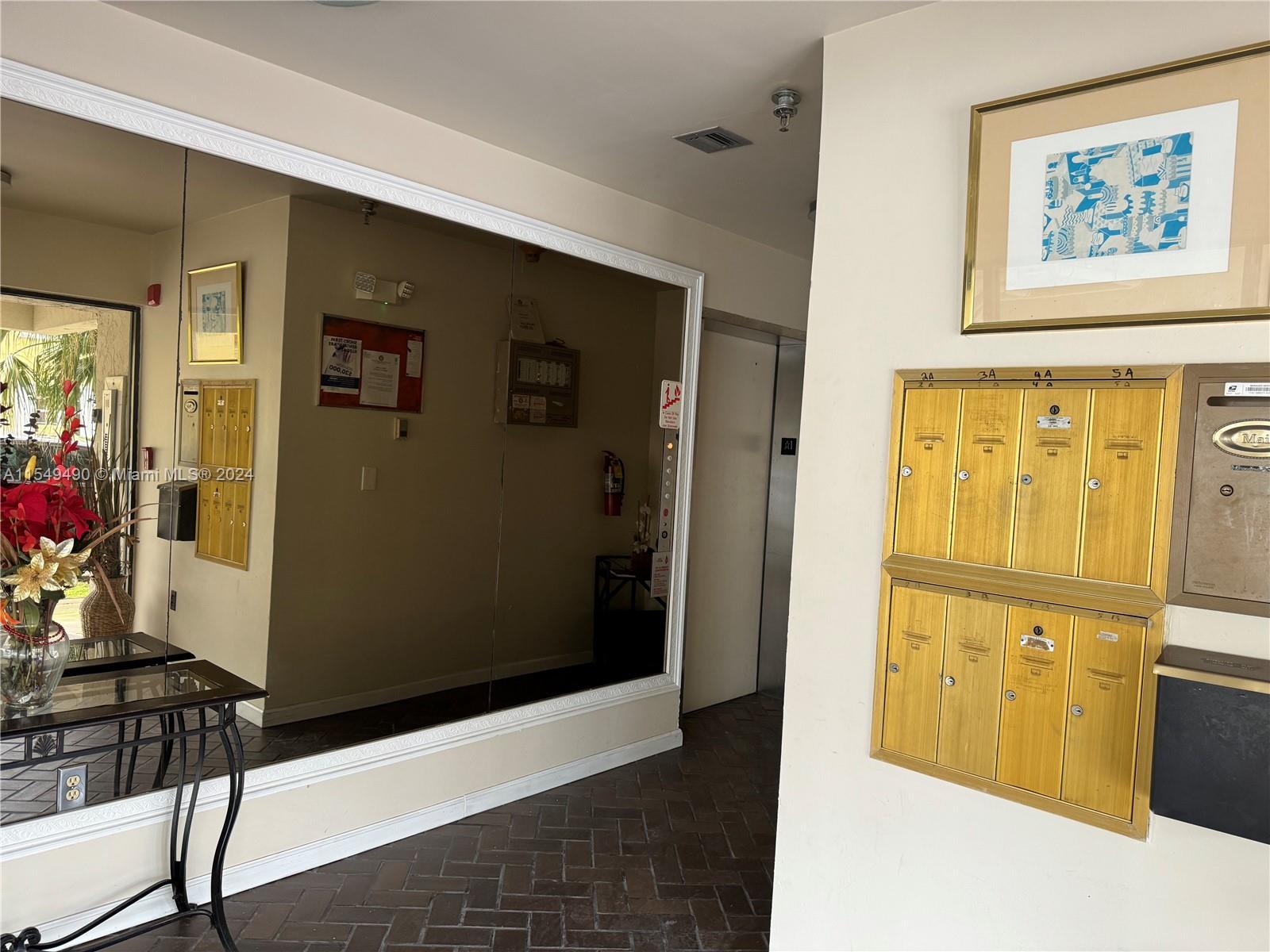 7740 Abbott Ave 2B, Miami Beach, Florida 33141, 2 Bedrooms Bedrooms, ,2 BathroomsBathrooms,Residential,For Sale,7740 Abbott Ave 2B,A11549490