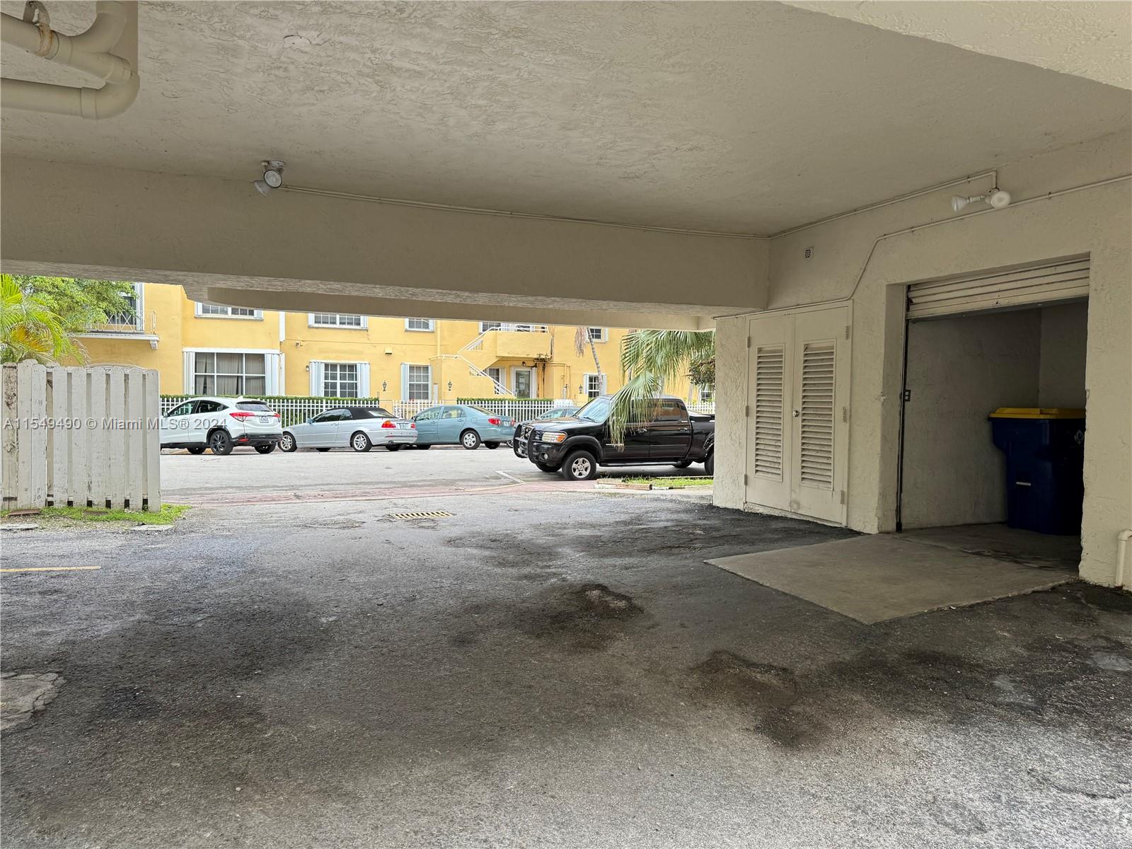 7740 Abbott Ave 2B, Miami Beach, Florida 33141, 2 Bedrooms Bedrooms, ,2 BathroomsBathrooms,Residential,For Sale,7740 Abbott Ave 2B,A11549490