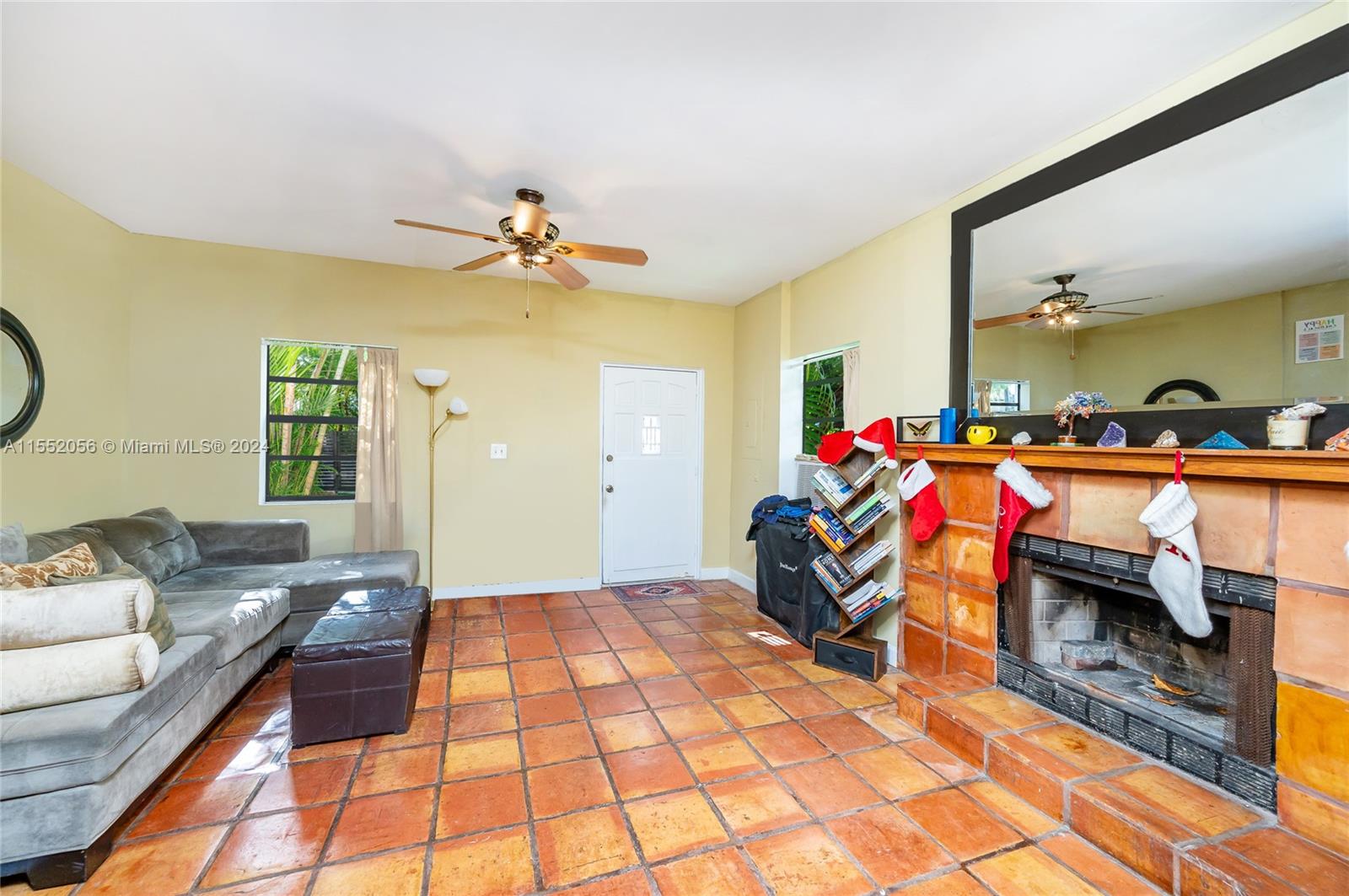 2869 Shipping Ave, Coconut Grove, Florida 33133, 2 Bedrooms Bedrooms, ,2 BathroomsBathrooms,Residential,For Sale,2869 Shipping Ave,A11552056