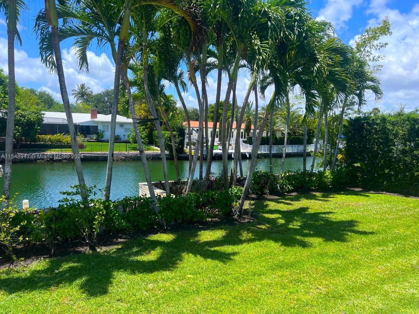 4950 Riviera Dr, Coral Gables, Florida 33146, 3 Bedrooms Bedrooms, ,3 BathroomsBathrooms,Residential,For Sale,4950 Riviera Dr,A11548947