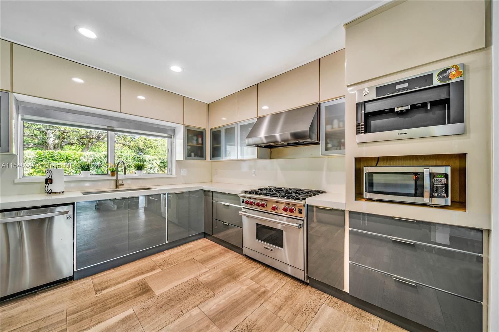 4950 Riviera Dr, Coral Gables, Florida 33146, 3 Bedrooms Bedrooms, ,3 BathroomsBathrooms,Residential,For Sale,4950 Riviera Dr,A11548947