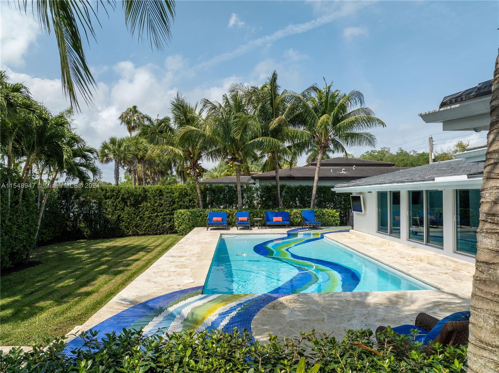 4950 Riviera Dr, Coral Gables, Florida 33146, 3 Bedrooms Bedrooms, ,3 BathroomsBathrooms,Residential,For Sale,4950 Riviera Dr,A11548947