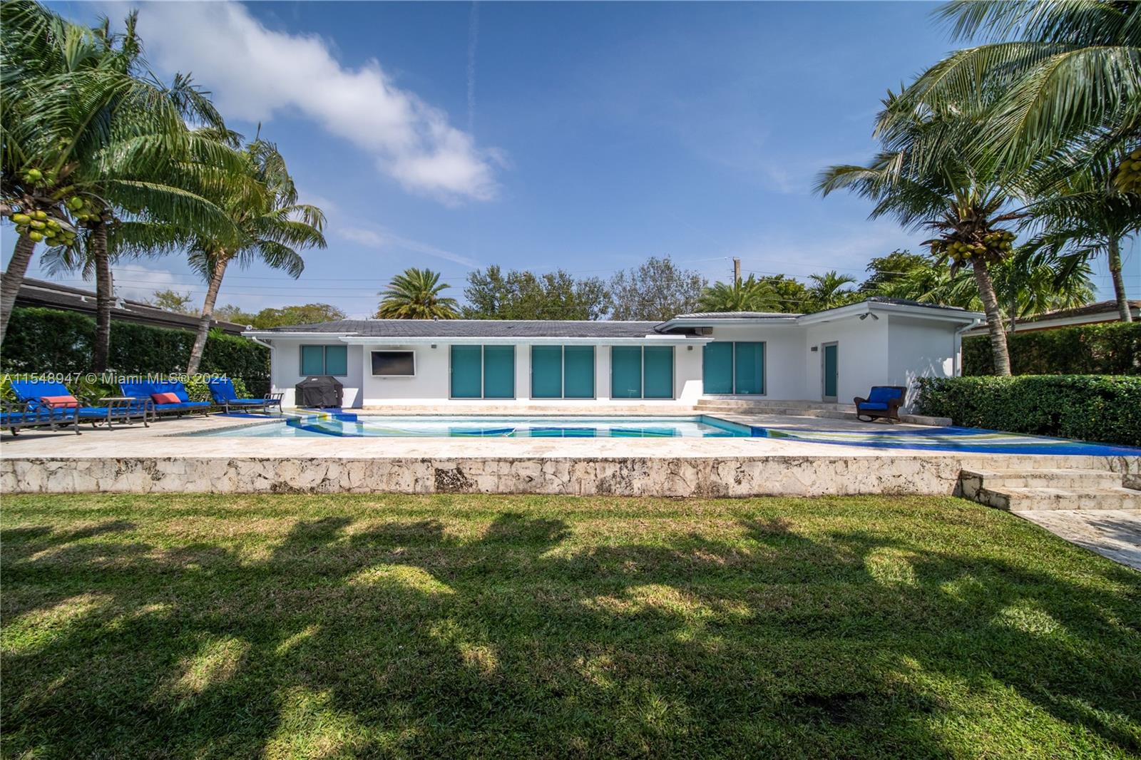 4950 Riviera Dr, Coral Gables, Florida 33146, 3 Bedrooms Bedrooms, ,3 BathroomsBathrooms,Residential,For Sale,4950 Riviera Dr,A11548947