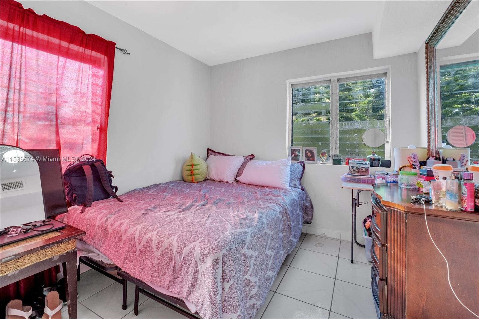 Upstairs Unit