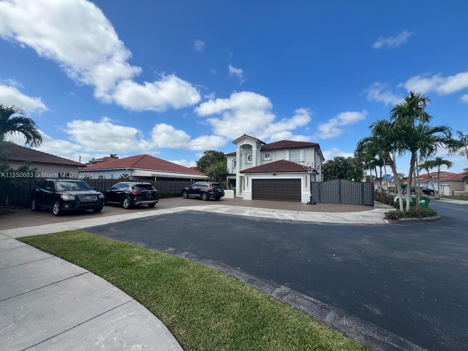16252 SW 55th St  For Sale A11550683, FL