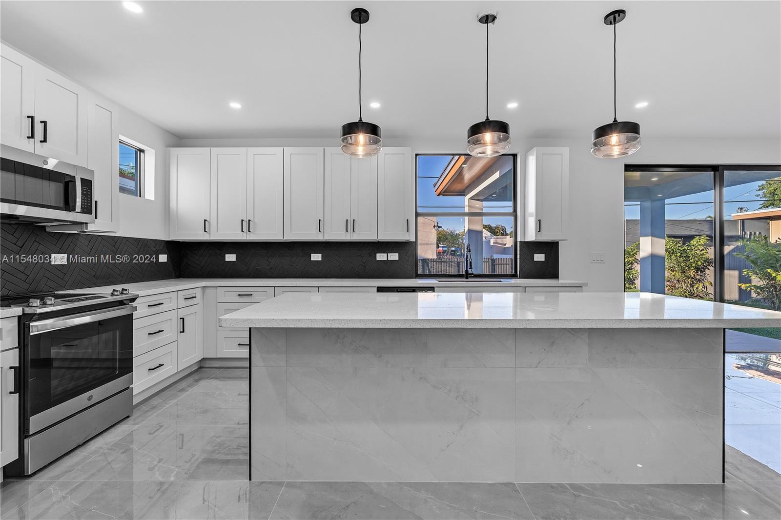 2253 SW 22nd Ter, Miami, Florida 33145, 5 Bedrooms Bedrooms, ,5 BathroomsBathrooms,Residential,For Sale,2253 SW 22nd Ter,A11548034