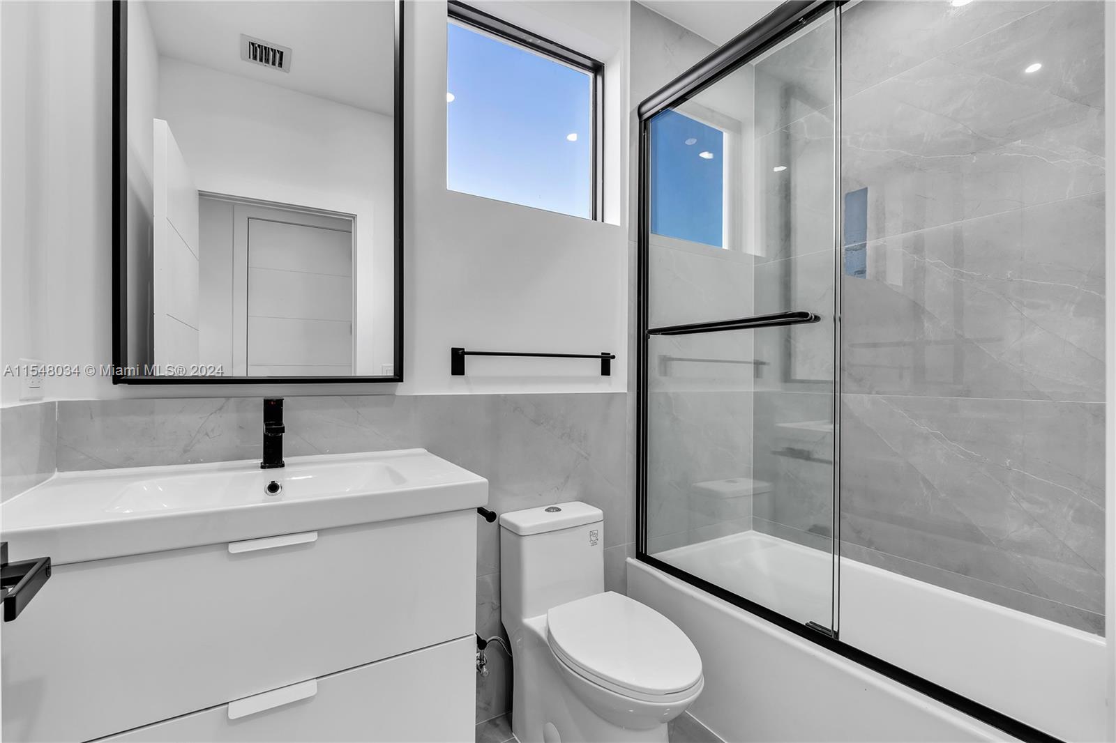 2253 SW 22nd Ter, Miami, Florida 33145, 5 Bedrooms Bedrooms, ,5 BathroomsBathrooms,Residential,For Sale,2253 SW 22nd Ter,A11548034