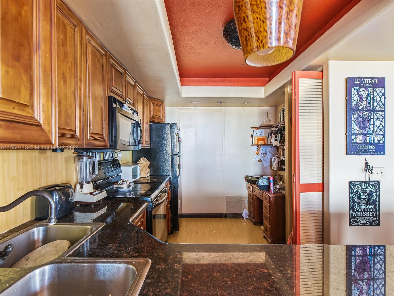 1600 S Ocean Dr 4A, Hollywood, Florida 33019, 2 Bedrooms Bedrooms, ,2 BathroomsBathrooms,Residential,For Sale,1600 S Ocean Dr 4A,A11552113