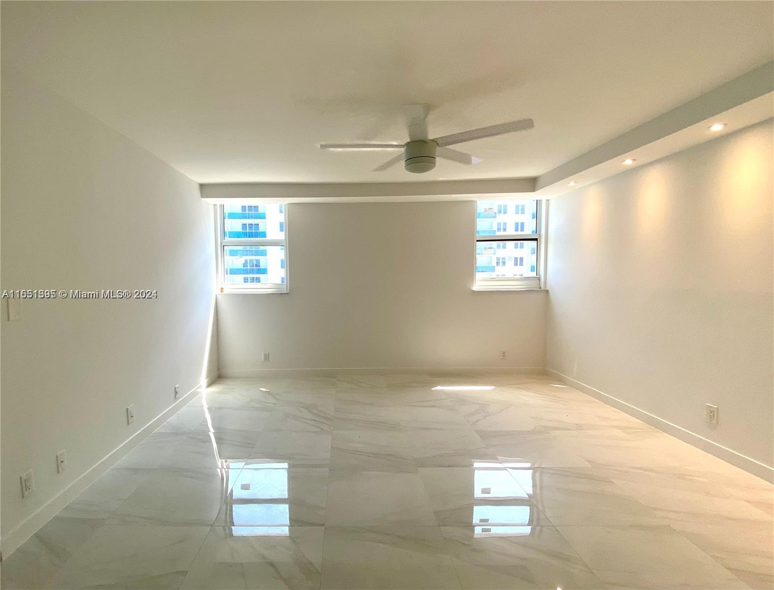 2401 Collins Ave 1102, Miami Beach, Florida 33140, 2 Bedrooms Bedrooms, ,2 BathroomsBathrooms,Residential,For Sale,2401 Collins Ave 1102,A11551395
