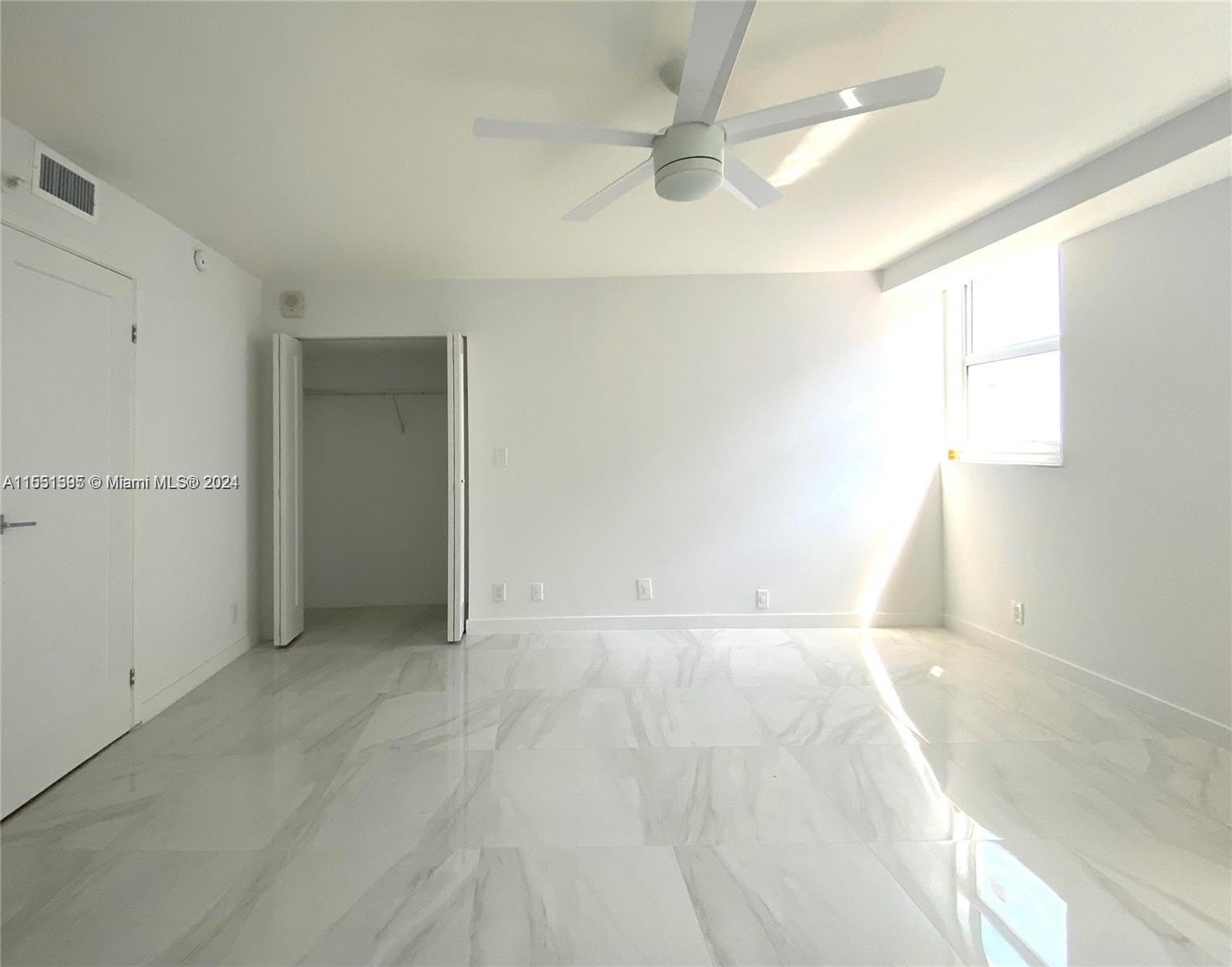 2401 Collins Ave 1102, Miami Beach, Florida 33140, 2 Bedrooms Bedrooms, ,2 BathroomsBathrooms,Residential,For Sale,2401 Collins Ave 1102,A11551395