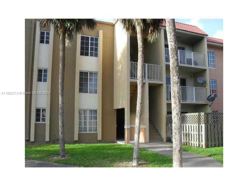 5201  GENEVA WAY #301 For Sale A11552213, FL