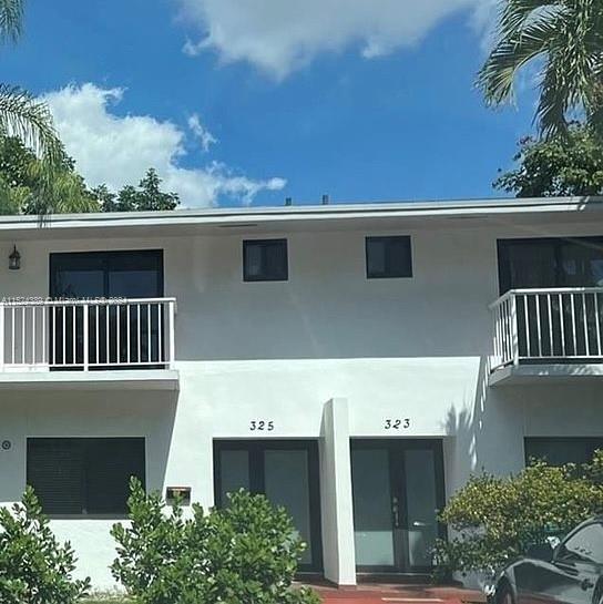 Photo of 323 SW Menores Ave, Coral Gables, FL 33134