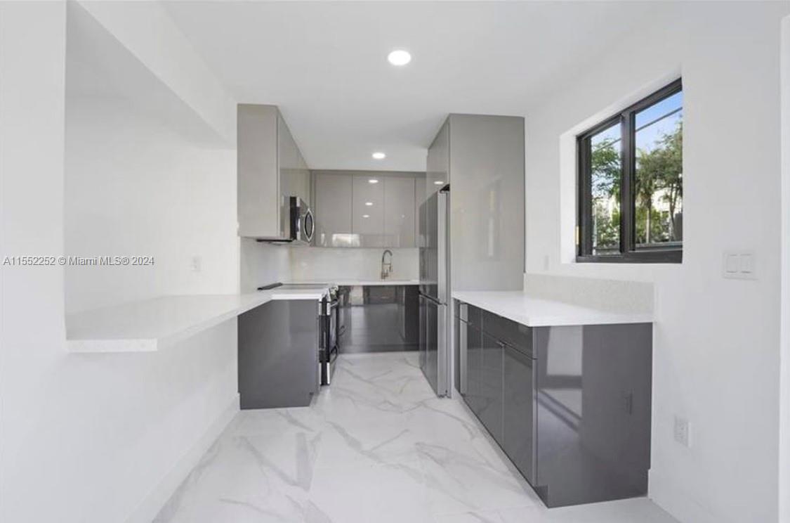 436 SW 4th Ave, Fort Lauderdale, Florida 33315, ,Land,For Sale,436 SW 4th Ave,A11552252