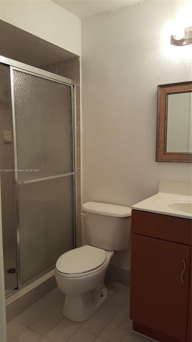 8625 NW 8th St 401, Miami, Florida 33126, 2 Bedrooms Bedrooms, ,2 BathroomsBathrooms,Residential,For Sale,8625 NW 8th St 401,A11552271