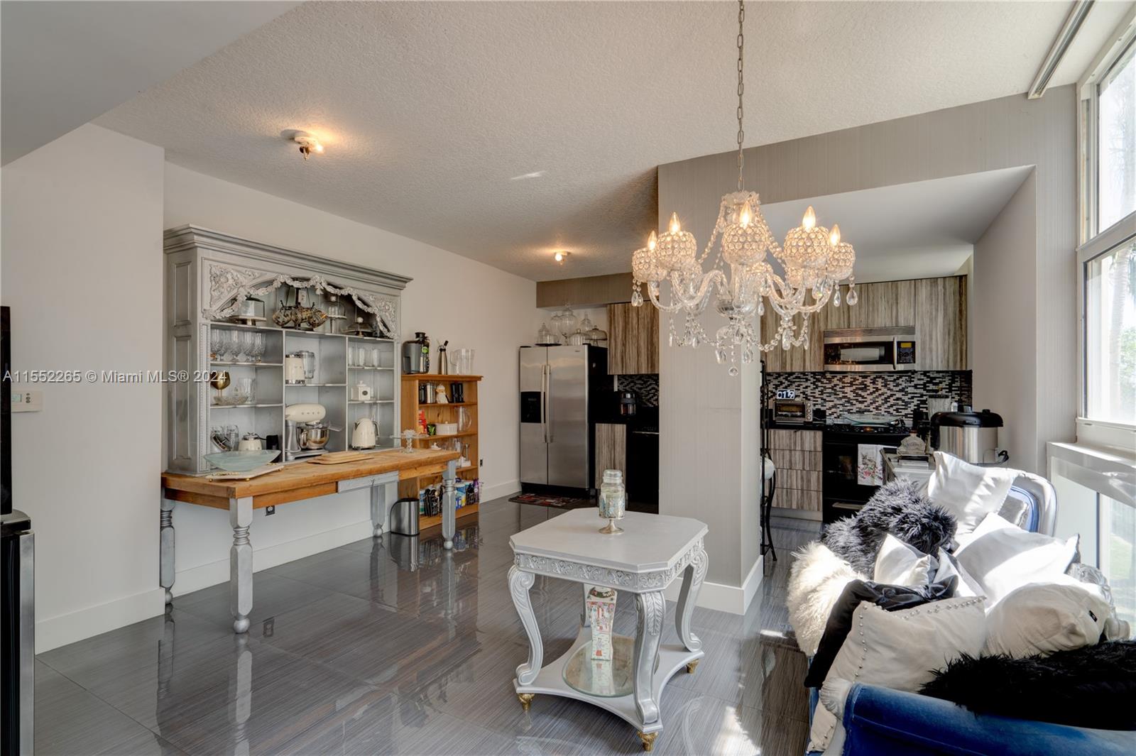 601 NE 23rd St TH3, Miami, Florida 33137, 3 Bedrooms Bedrooms, ,2 BathroomsBathrooms,Residential,For Sale,601 NE 23rd St TH3,A11552265