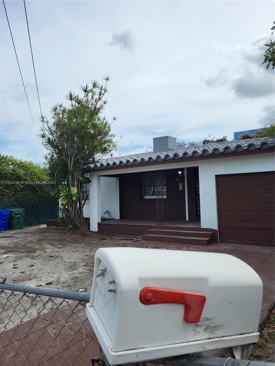 742 NW 70th St, Miami, Florida 33150, 3 Bedrooms Bedrooms, ,2 BathroomsBathrooms,Residential,For Sale,742 NW 70th St,A11552296
