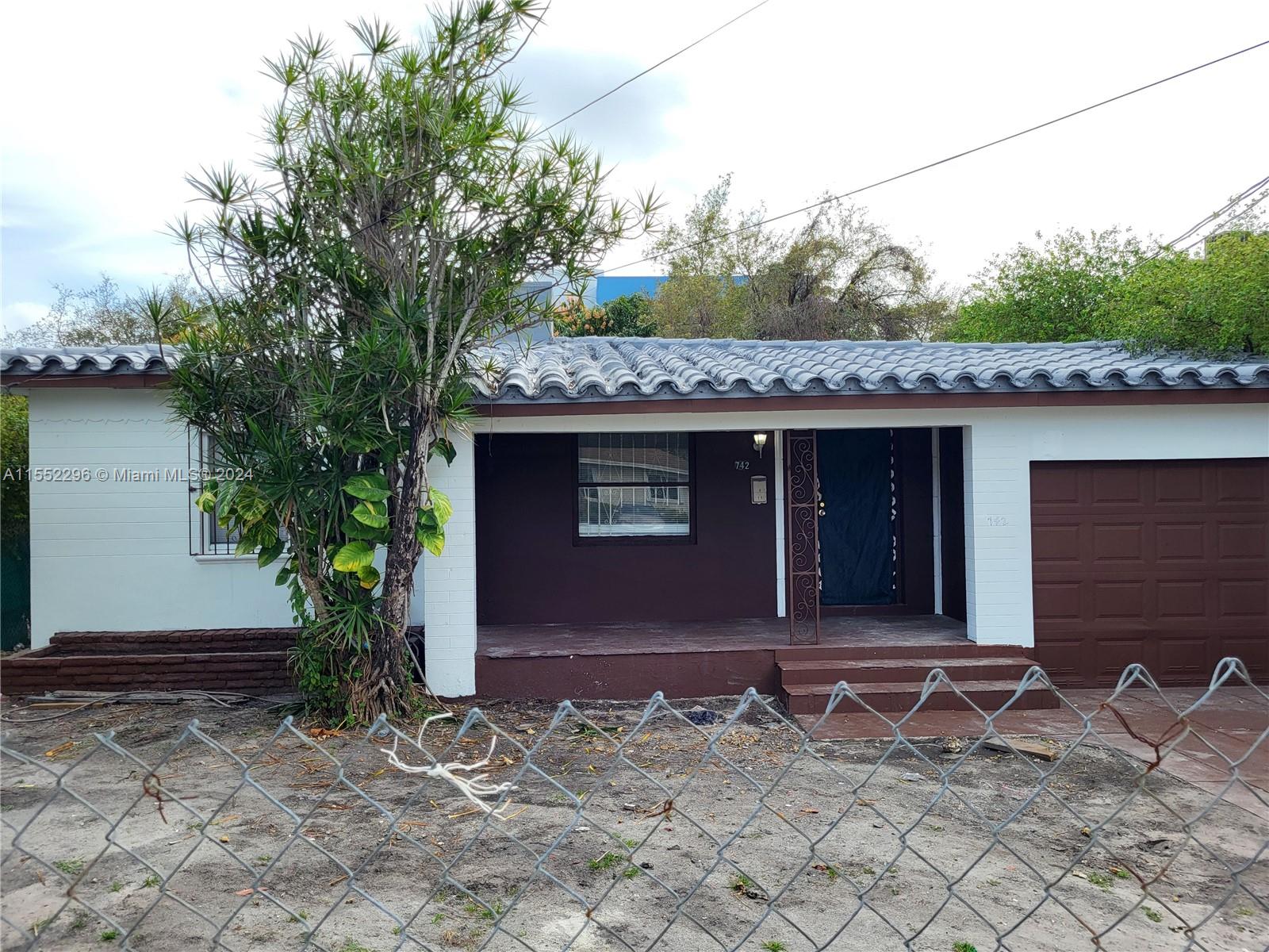 742 NW 70th St, Miami, Florida 33150, 3 Bedrooms Bedrooms, ,2 BathroomsBathrooms,Residential,For Sale,742 NW 70th St,A11552296