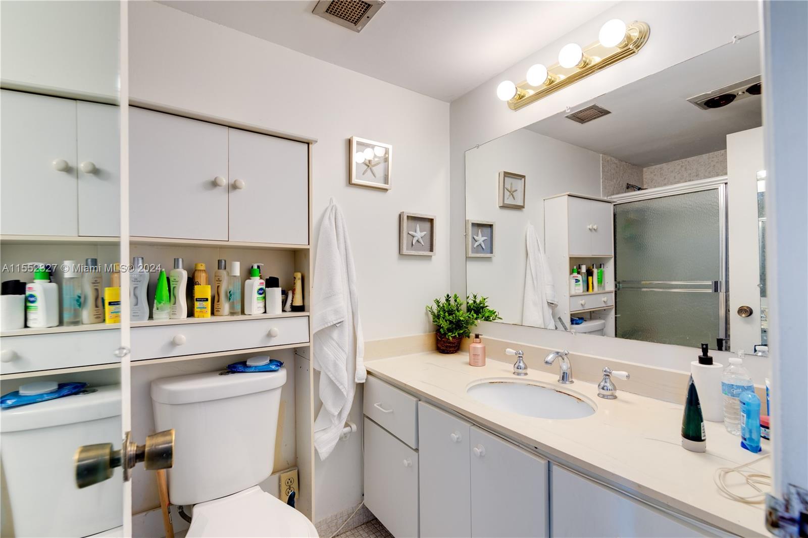 1965 S OCEAN DR. 3A, Hallandale Beach, Florida 33009-5915, ,1 BathroomBathrooms,Residential,For Sale,1965 S OCEAN DR. 3A,A11552327