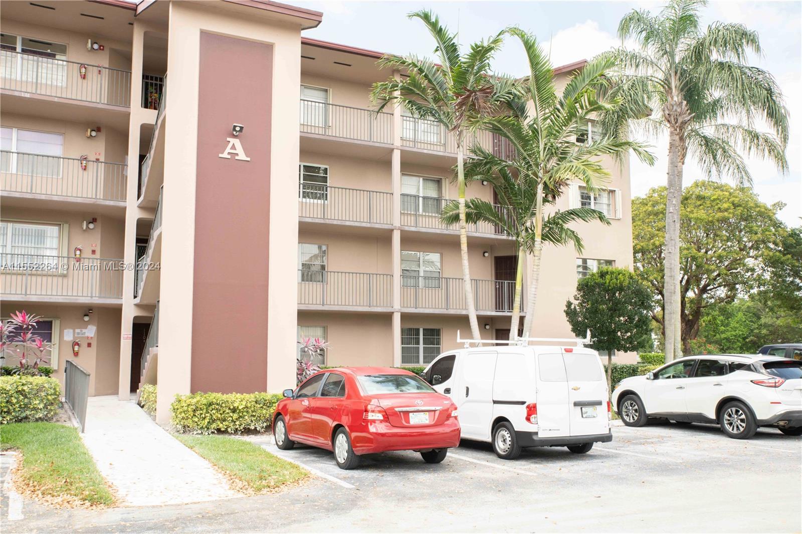 500 SW 130th Ter #304A For Sale A11552264, FL