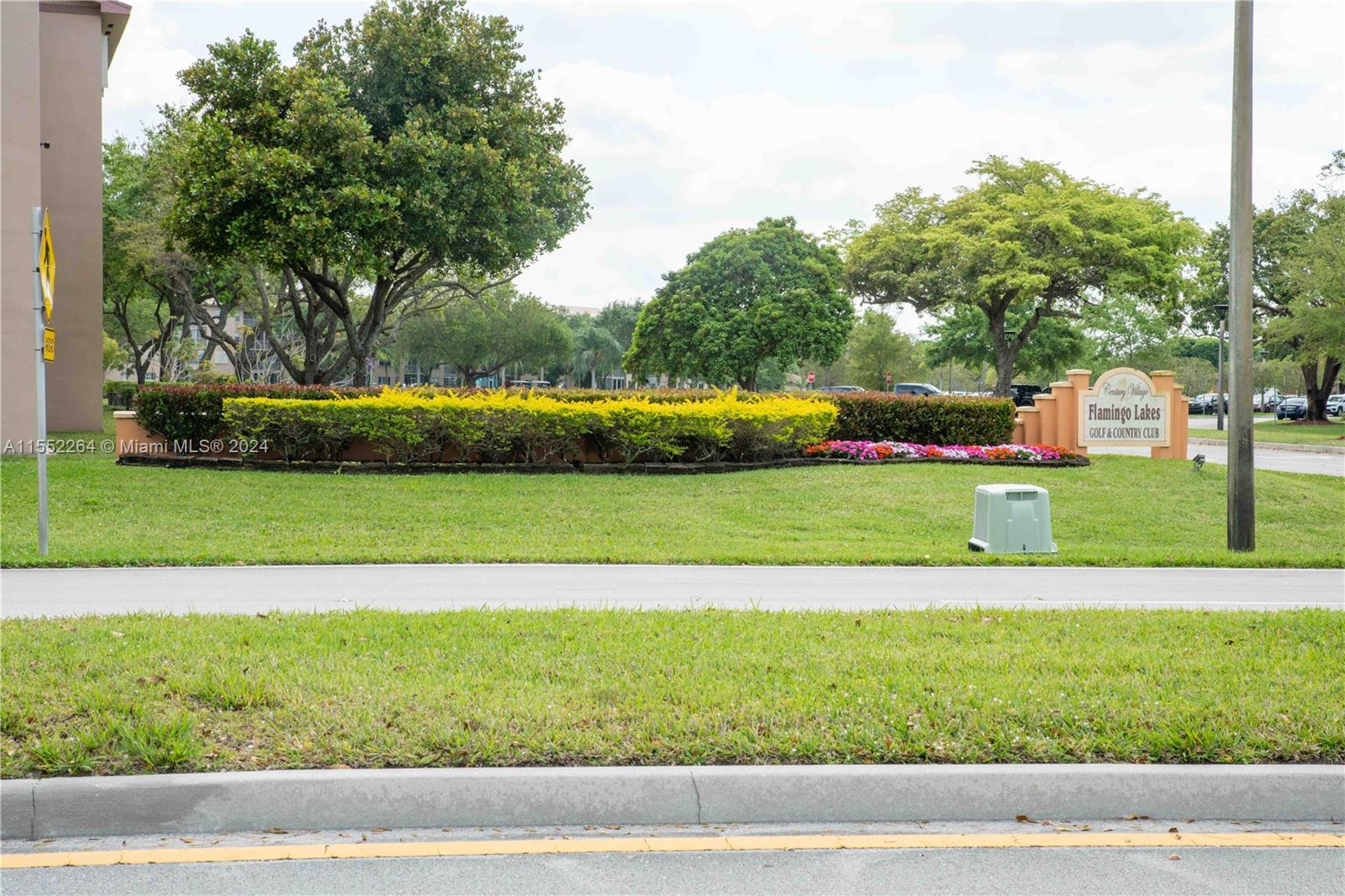 500 SW 130th Ter 304A, Pembroke Pines, Florida 33027, 2 Bedrooms Bedrooms, ,2 BathroomsBathrooms,Residential,For Sale,500 SW 130th Ter 304A,A11552264