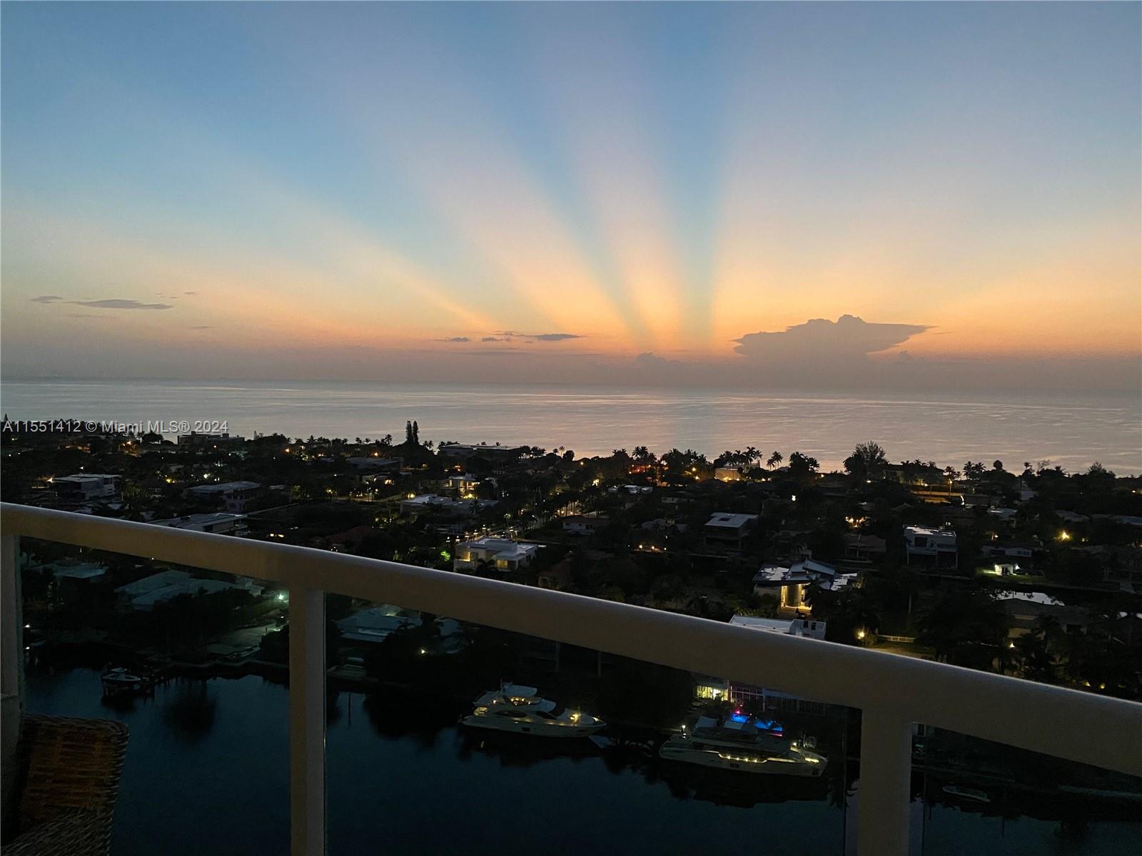 20201 E Country Club Dr 2204, Aventura, Florida 33180, 2 Bedrooms Bedrooms, ,3 BathroomsBathrooms,Residential,For Sale,20201 E Country Club Dr 2204,A11551412