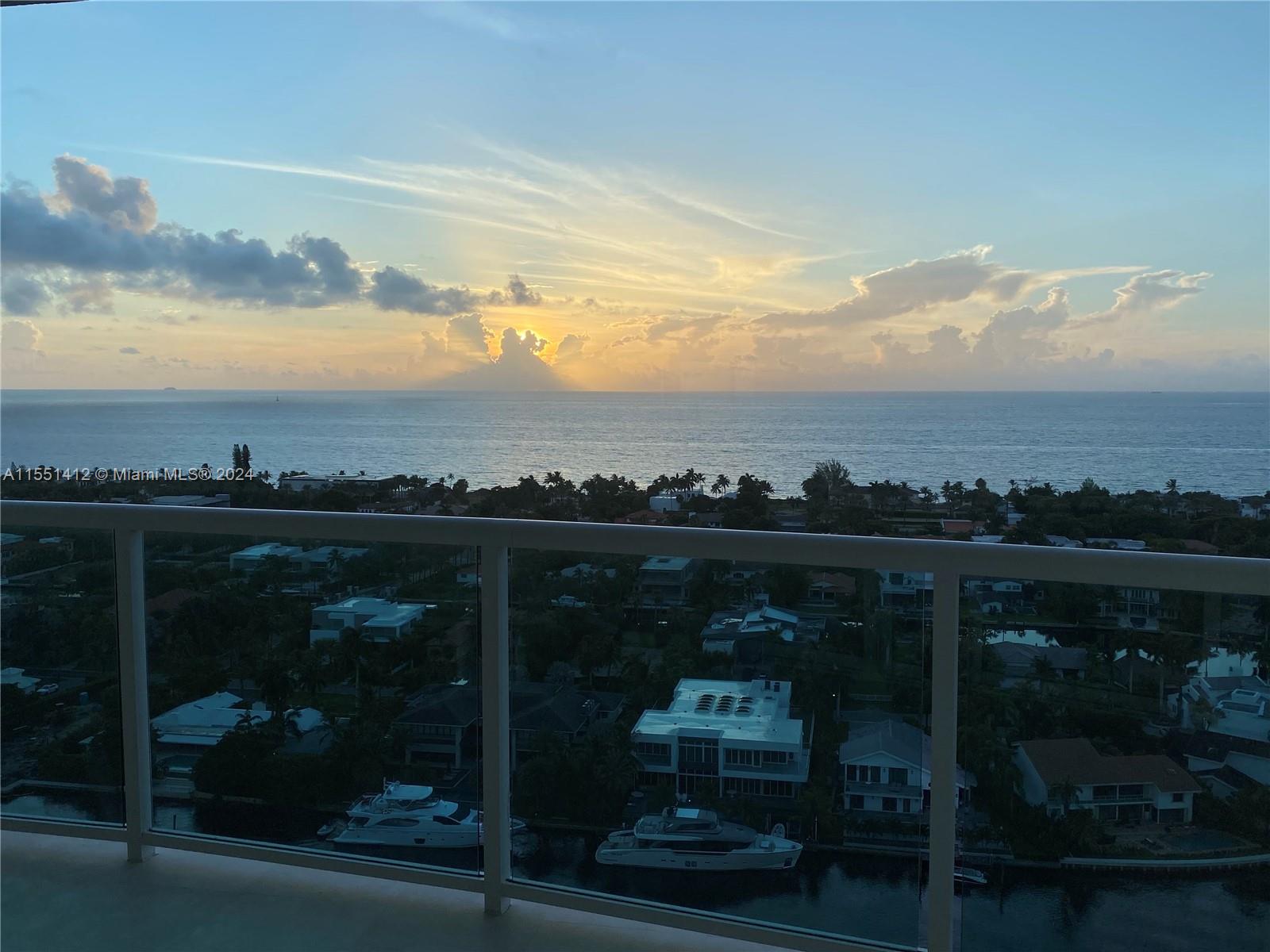 20201 E Country Club Dr 2204, Aventura, Florida 33180, 2 Bedrooms Bedrooms, ,3 BathroomsBathrooms,Residential,For Sale,20201 E Country Club Dr 2204,A11551412