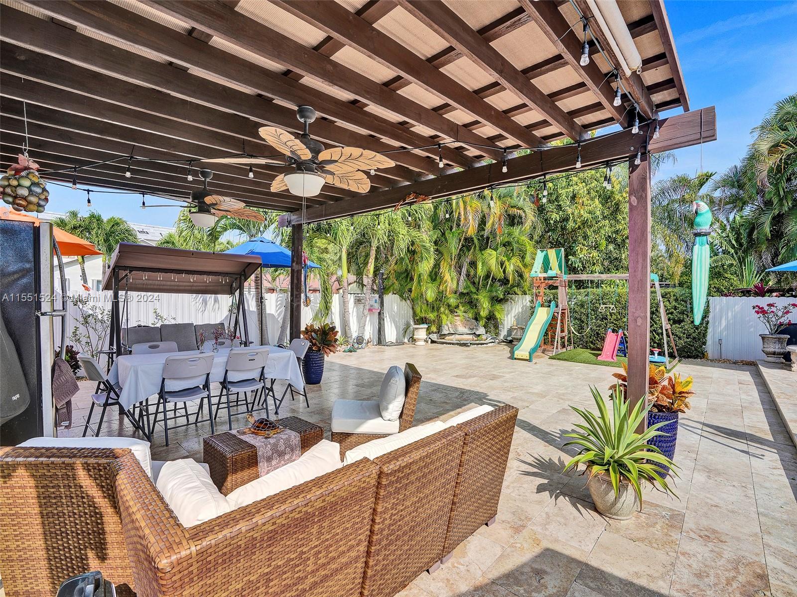 19824 NW 86th Ct, Hialeah, Florida 33015, 4 Bedrooms Bedrooms, ,2 BathroomsBathrooms,Residential,For Sale,19824 NW 86th Ct,A11551524