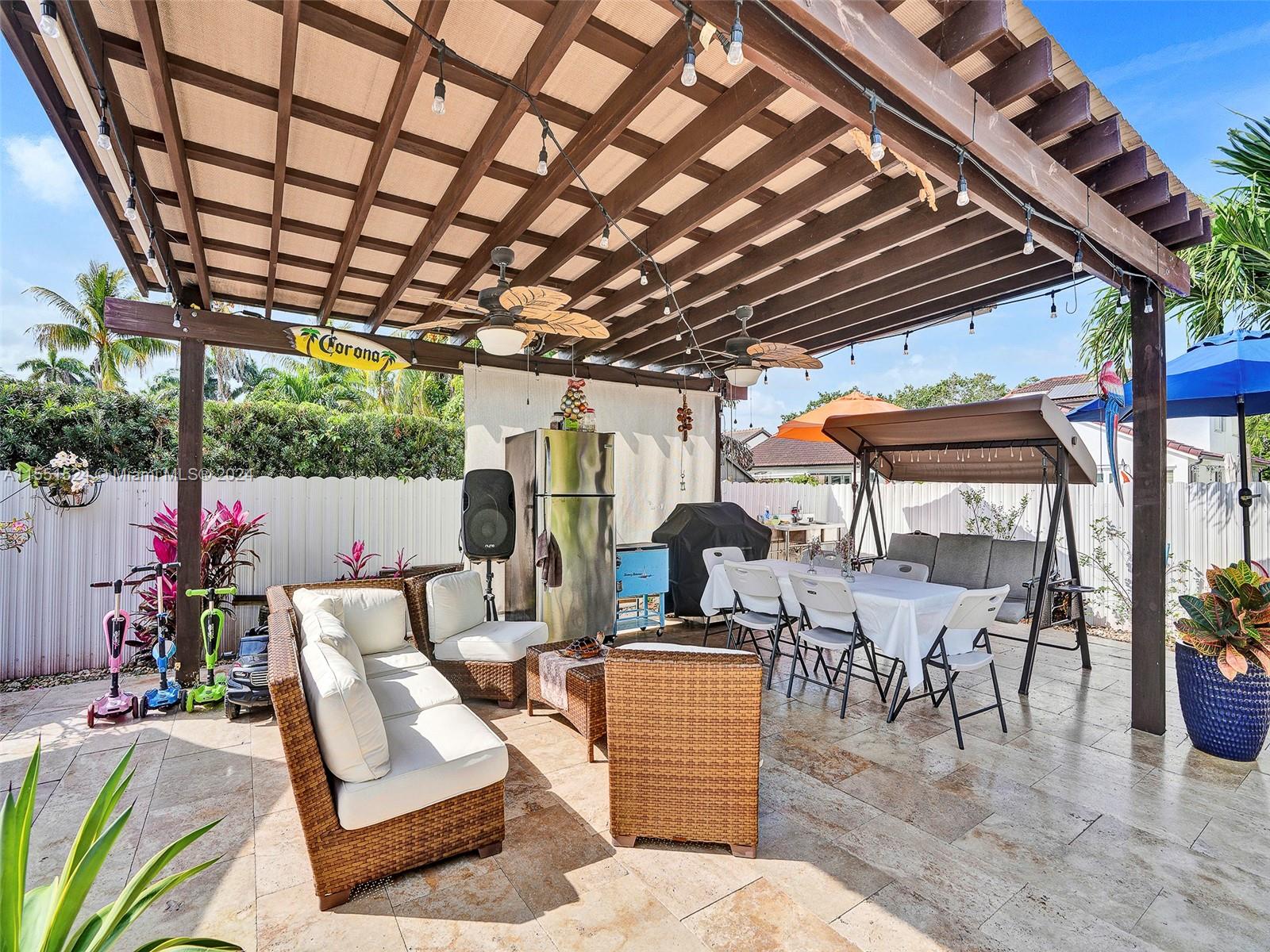 19824 NW 86th Ct, Hialeah, Florida 33015, 4 Bedrooms Bedrooms, ,2 BathroomsBathrooms,Residential,For Sale,19824 NW 86th Ct,A11551524