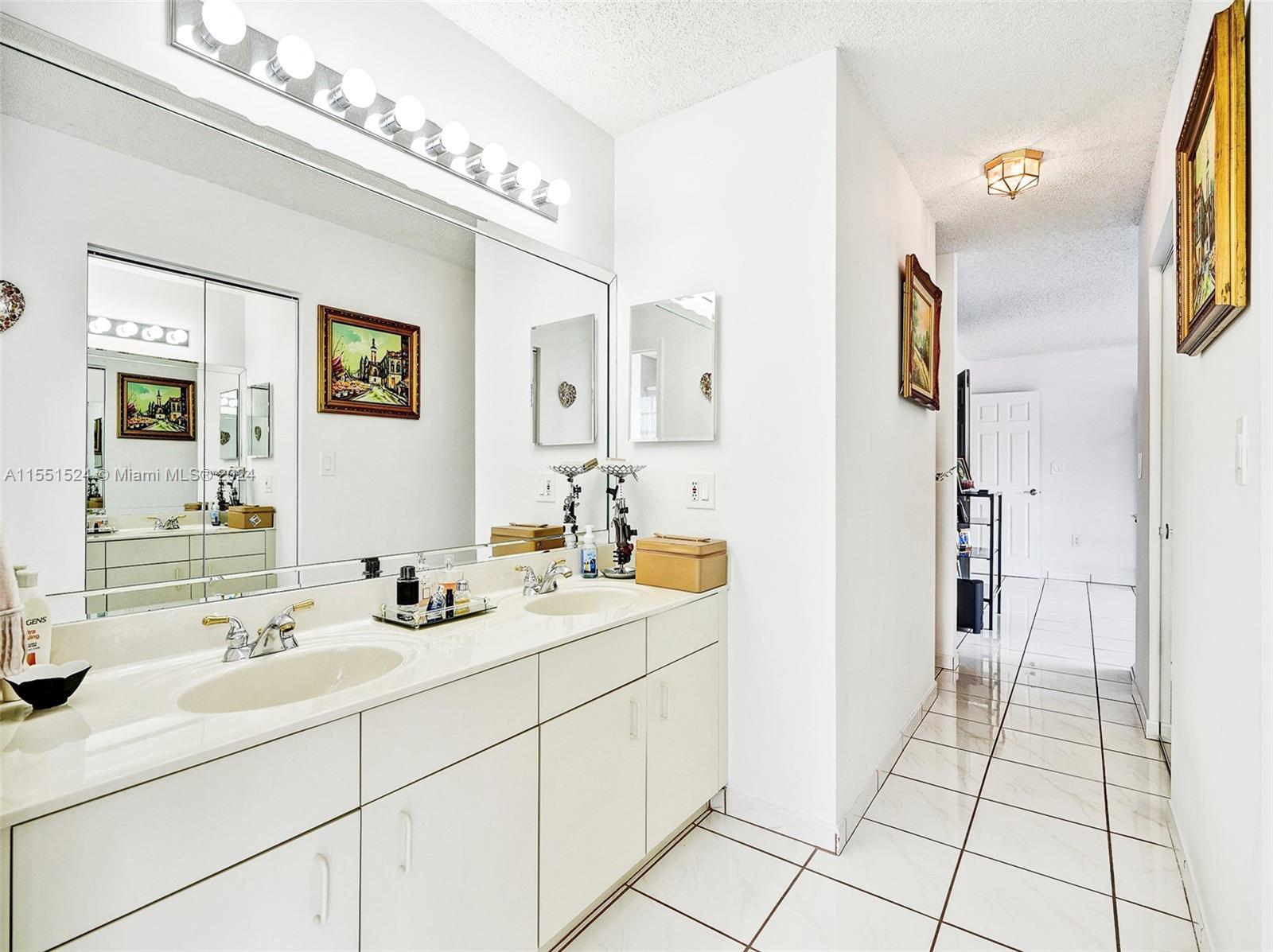 19824 NW 86th Ct, Hialeah, Florida 33015, 4 Bedrooms Bedrooms, ,2 BathroomsBathrooms,Residential,For Sale,19824 NW 86th Ct,A11551524