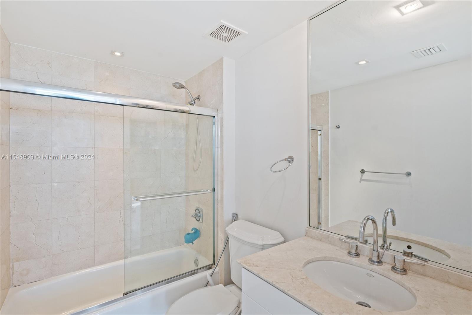 19111 Collins Ave 504, Sunny Isles Beach, Florida 33160, 3 Bedrooms Bedrooms, ,4 BathroomsBathrooms,Residential,For Sale,19111 Collins Ave 504,A11548903