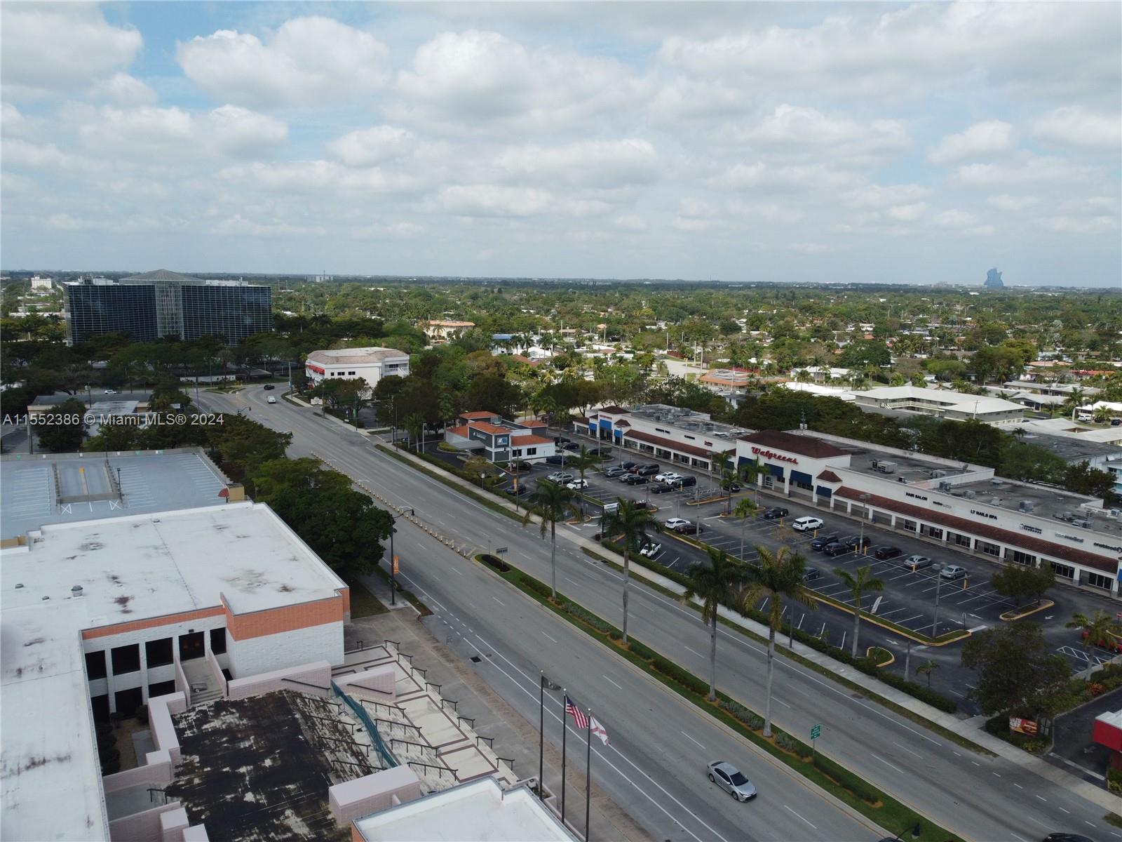 3510 Harrison St 15, Hollywood, Florida 33021, 1 Bedroom Bedrooms, ,1 BathroomBathrooms,Residential,For Sale,3510 Harrison St 15,A11552386