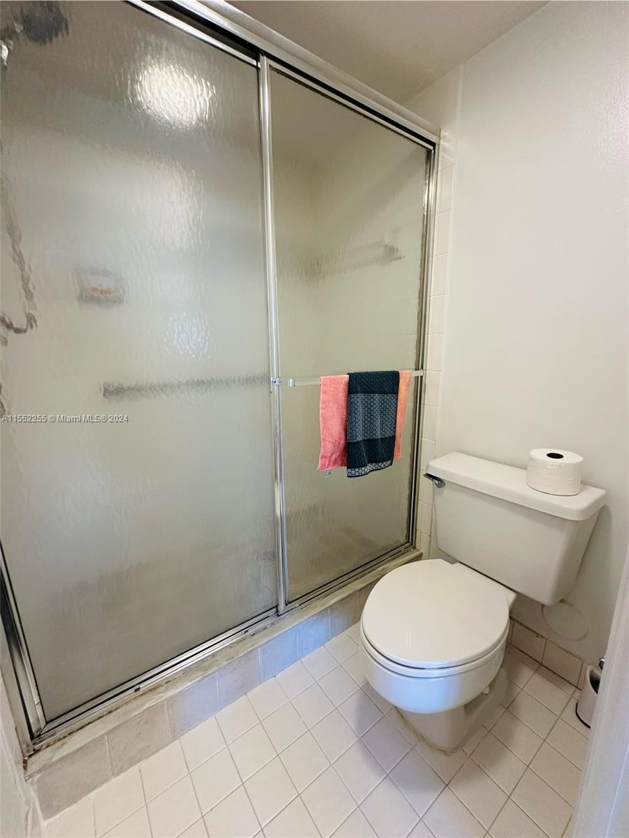 10818 W Clairmont Cir 102, Tamarac, Florida 33321, 2 Bedrooms Bedrooms, ,2 BathroomsBathrooms,Residential,For Sale,10818 W Clairmont Cir 102,A11552255