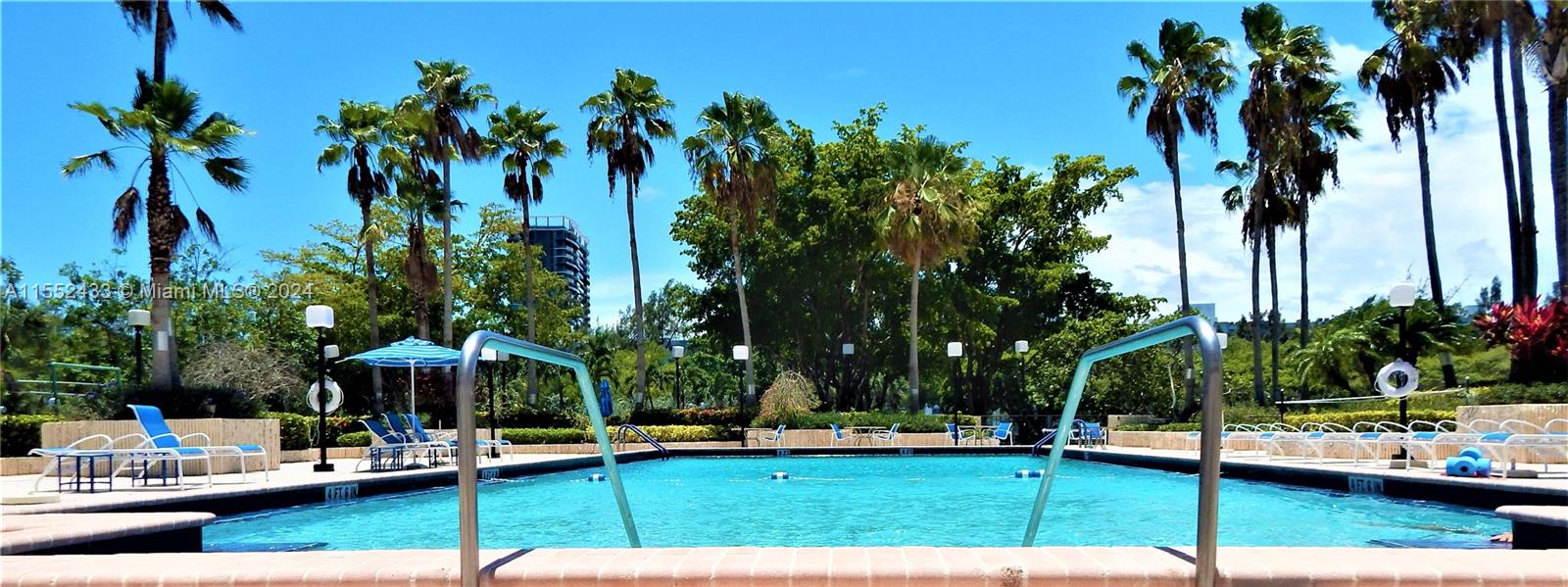 500 Three Islands Blvd 219, Hallandale Beach, Florida 33009, 1 Bedroom Bedrooms, ,1 BathroomBathrooms,Residential,For Sale,500 Three Islands Blvd 219,A11552433