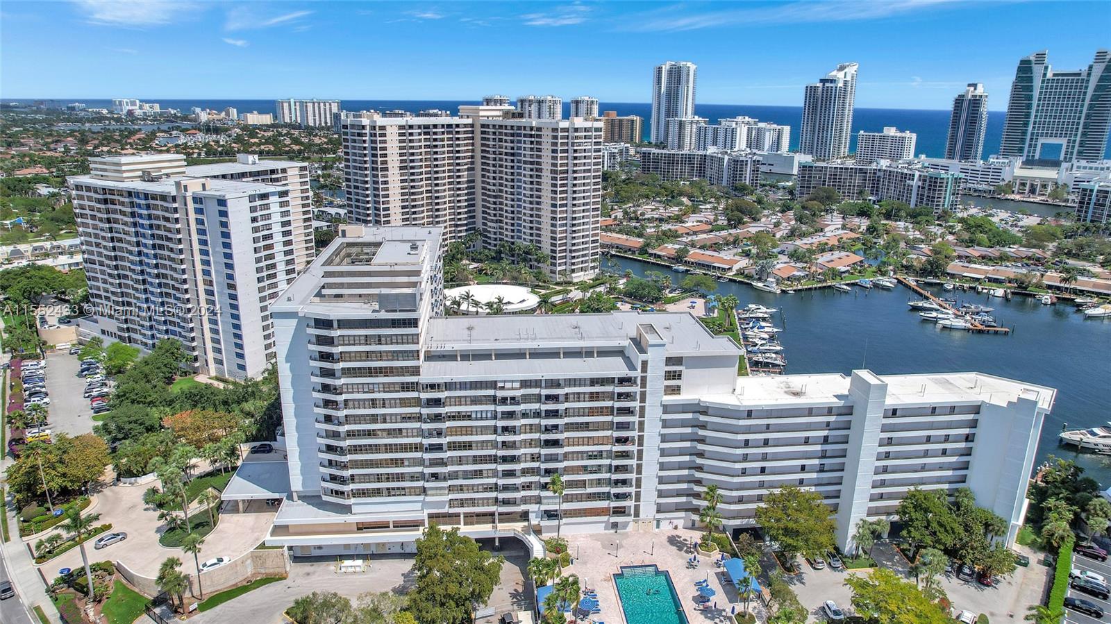 500 Three Islands Blvd 219, Hallandale Beach, Florida 33009, 1 Bedroom Bedrooms, ,1 BathroomBathrooms,Residential,For Sale,500 Three Islands Blvd 219,A11552433