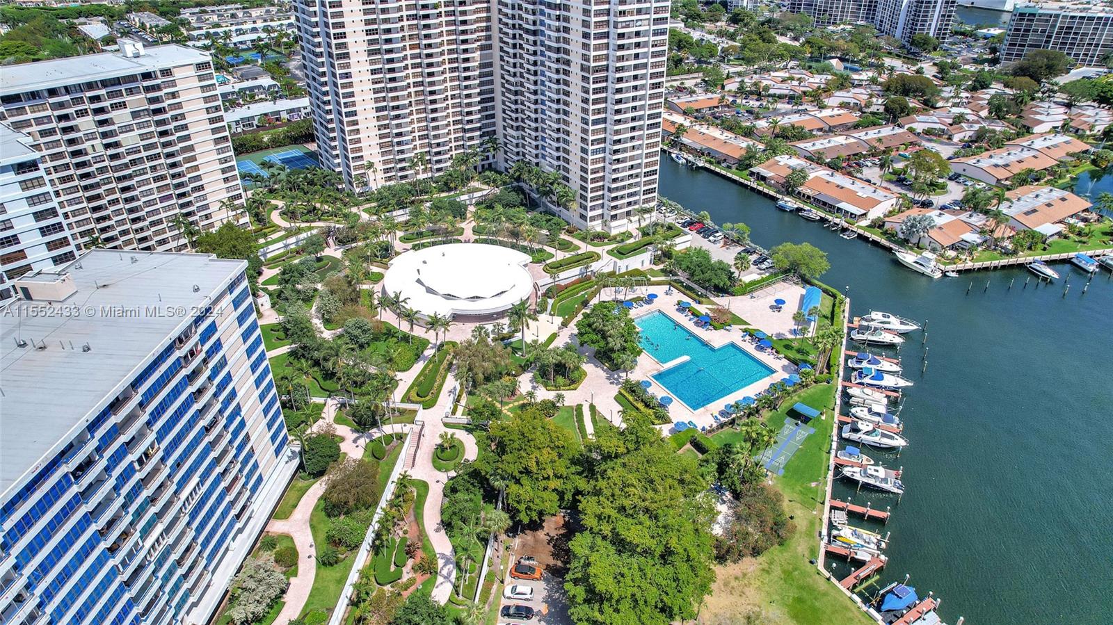 500 Three Islands Blvd 219, Hallandale Beach, Florida 33009, 1 Bedroom Bedrooms, ,1 BathroomBathrooms,Residential,For Sale,500 Three Islands Blvd 219,A11552433