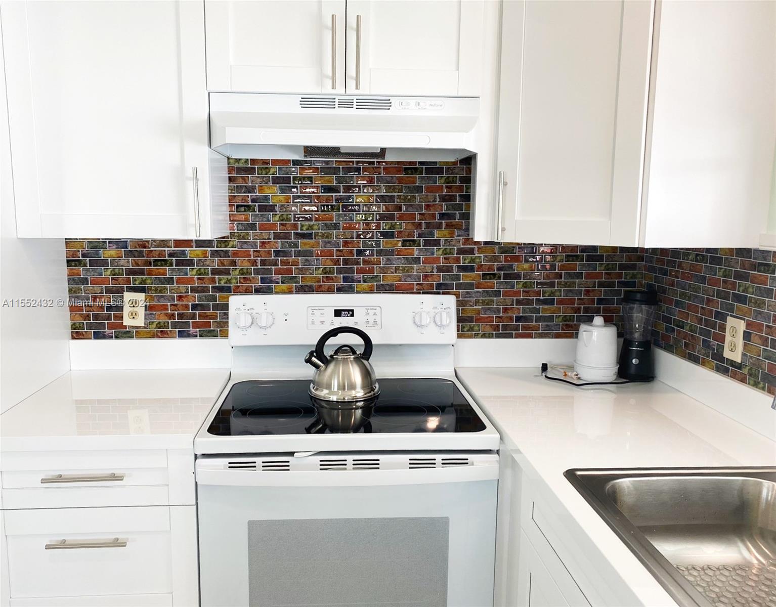 102 Marine Ct 496, Pembroke Park, Florida 33009, 2 Bedrooms Bedrooms, ,2 BathroomsBathrooms,Residential,For Sale,102 Marine Ct 496,A11552432