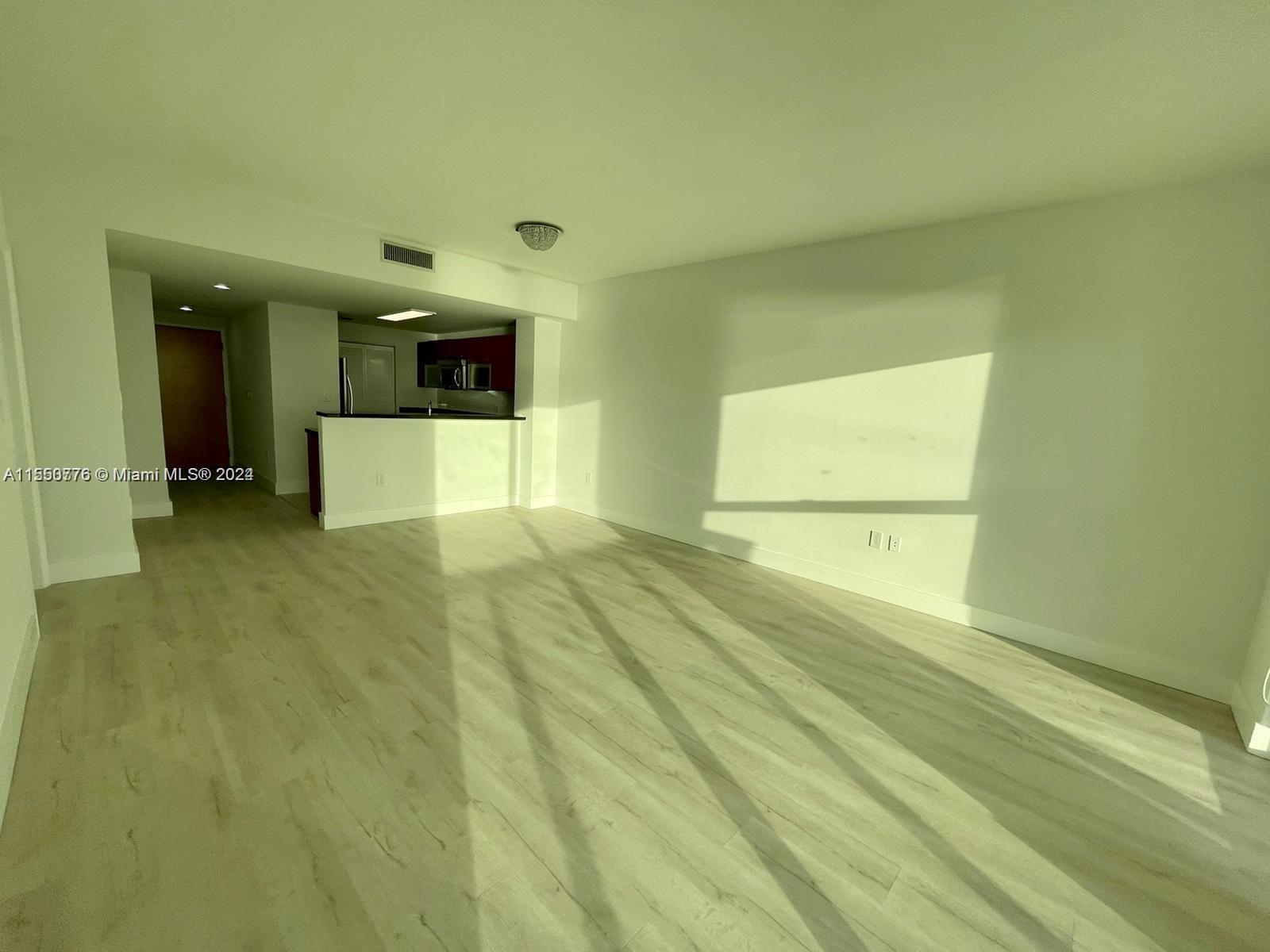 253 NE 2nd St 1605, Miami, Florida 33132, 1 Bedroom Bedrooms, ,1 BathroomBathrooms,Residential,For Sale,253 NE 2nd St 1605,A11550776