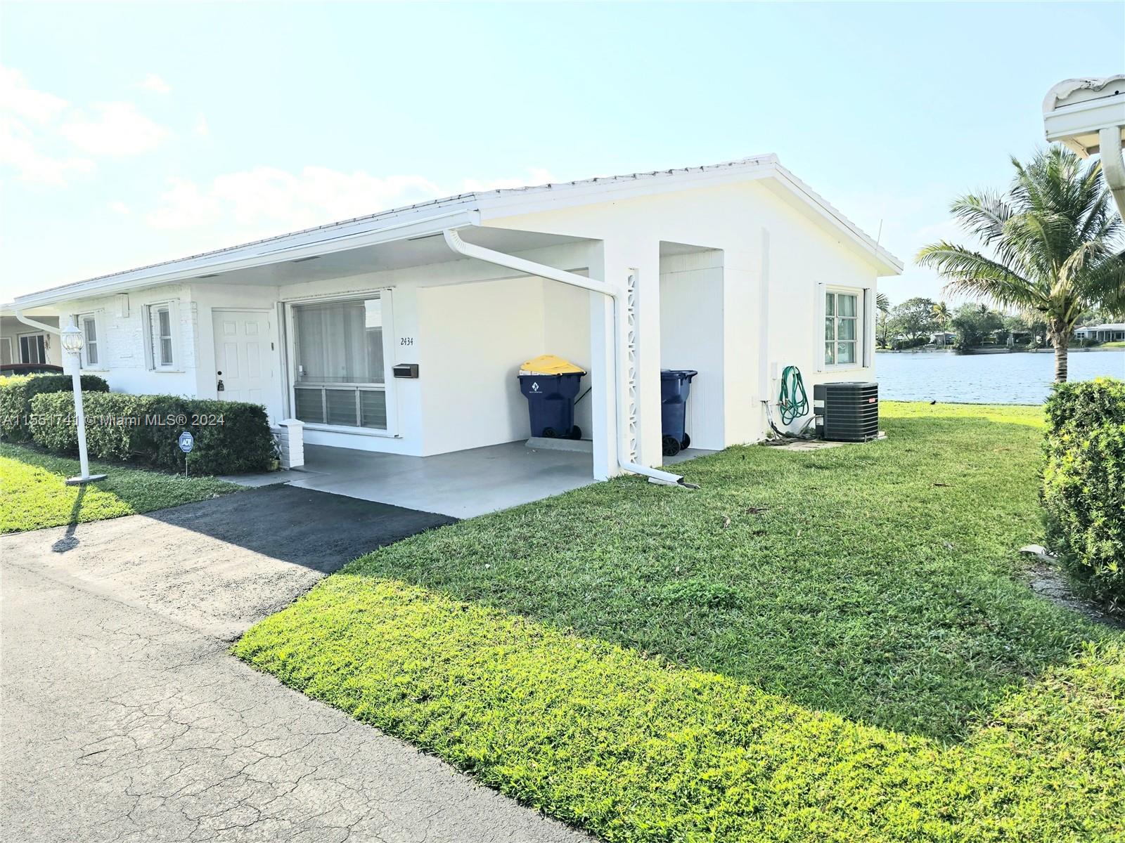 2434  Carlyle Ln  For Sale A11551741, FL