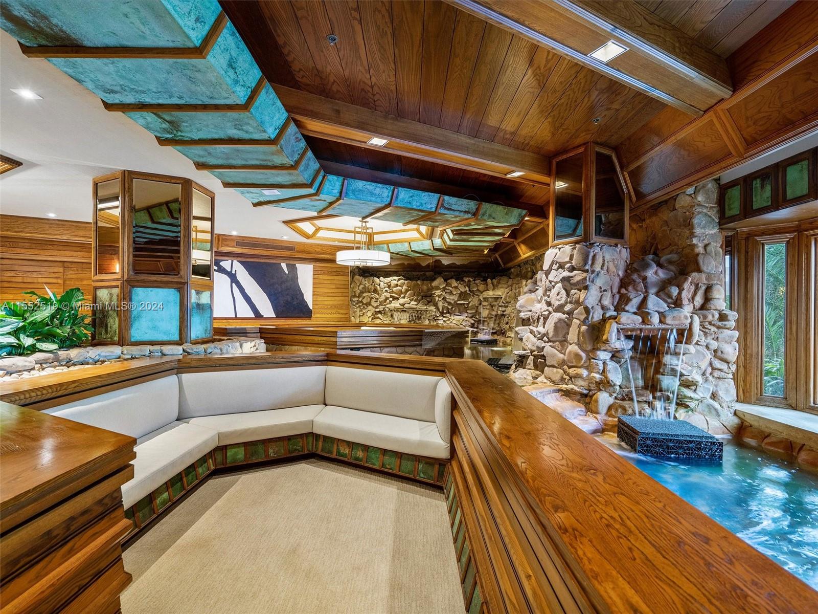 1000 Quayside Ter 1808, Miami, Florida 33138, 1 Bedroom Bedrooms, ,1 BathroomBathrooms,Residential,For Sale,1000 Quayside Ter 1808,A11552519