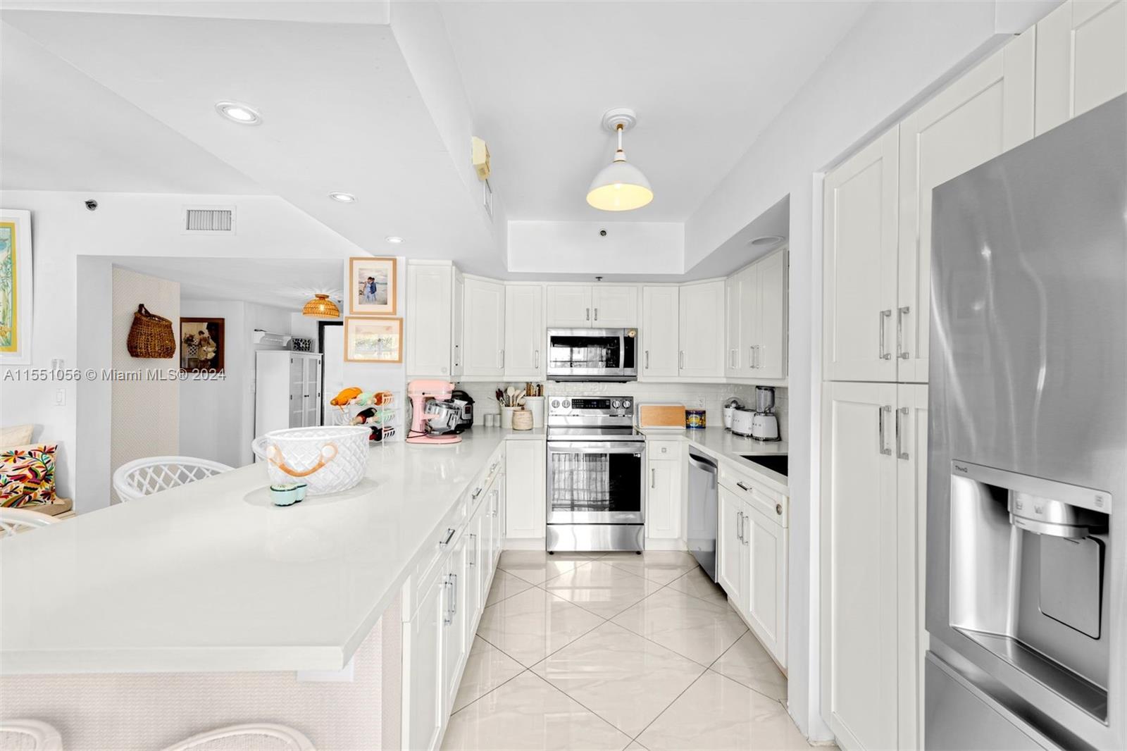 120 Jefferson Ave 12014, Miami Beach, Florida 33139, 3 Bedrooms Bedrooms, ,2 BathroomsBathrooms,Residential,For Sale,120 Jefferson Ave 12014,A11551056