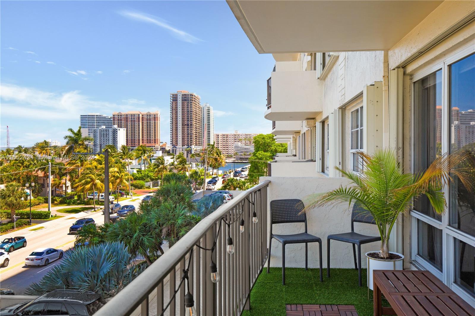 2500 E Las Olas Blvd 408, Fort Lauderdale, Florida 33301, 2 Bedrooms Bedrooms, ,2 BathroomsBathrooms,Residential,For Sale,2500 E Las Olas Blvd 408,A11552434