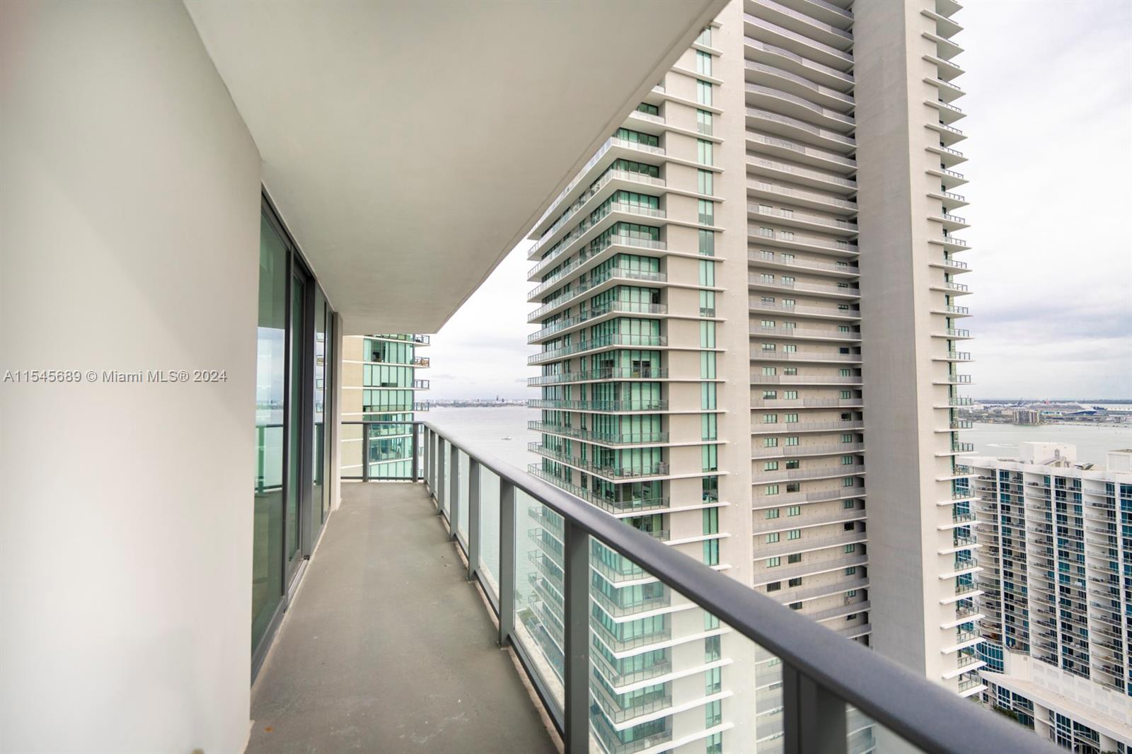 501 NE 31st St 2706, Miami, Florida 33137, 3 Bedrooms Bedrooms, ,2 BathroomsBathrooms,Residential,For Sale,501 NE 31st St 2706,A11545689