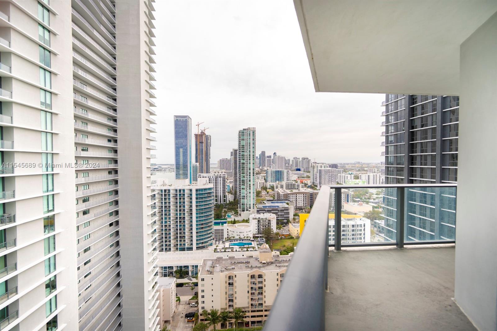 501 NE 31st St 2706, Miami, Florida 33137, 3 Bedrooms Bedrooms, ,2 BathroomsBathrooms,Residential,For Sale,501 NE 31st St 2706,A11545689