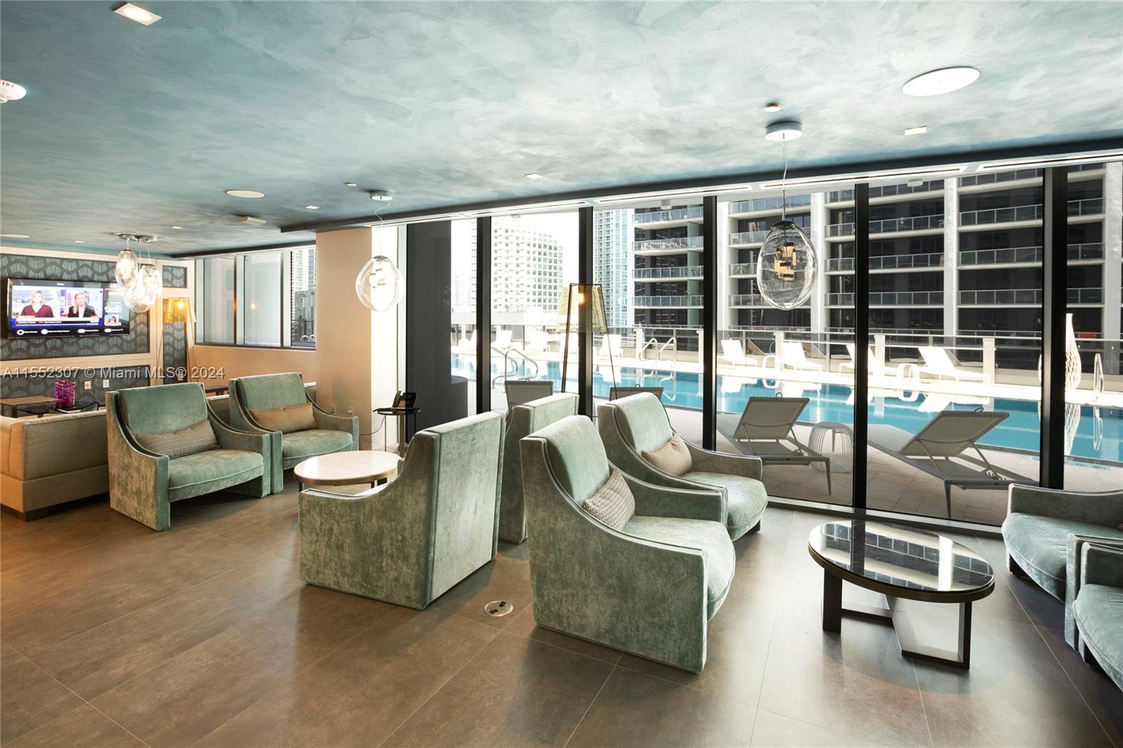 1000 Brickell Plz PH5703, Miami, Florida 33131, 4 Bedrooms Bedrooms, ,4 BathroomsBathrooms,Residential,For Sale,1000 Brickell Plz PH5703,A11552307